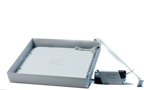Panel natynkowy LED 22cm 18W 6000K 2200lm kąt świecenia 120°