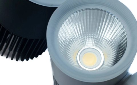 Reflektor LED szynowy lampa szynowa 30W 1 faza 4000K-4500K 3550lm kąt świecenia 30° dioda COB